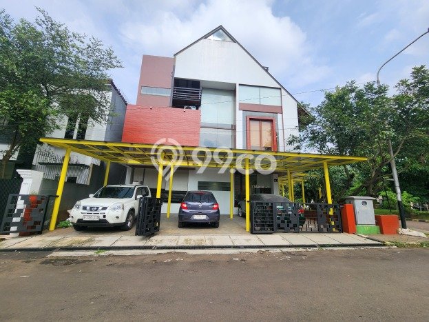Rumah Mewah LB 250m2 Siap Pakai Desain Elegan di Bintaro, Jakarta Selatan Rumah Mewah LB 250m2 Siap Pakai Desain Elegan di Bintaro, Jakarta Selatan