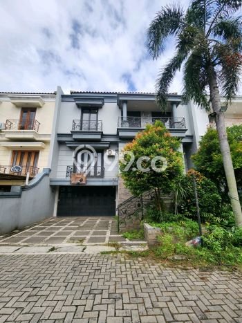 Dijual Rumah Mewah Exclusive di Cilandak, Jakarta Selatan Dijual Rumah Mewah Exclusive di Cilandak, Jakarta Selatan