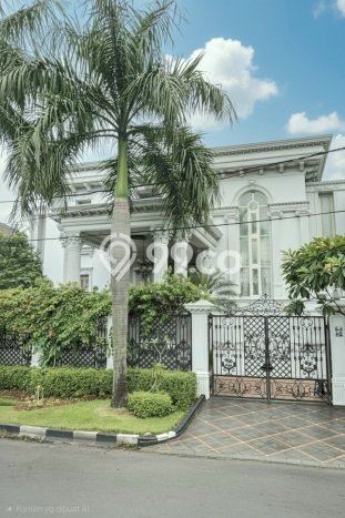 Ready to Use! Luxury House LT 458m2 Desain Modern di Pondok Indah Ready to Use! Luxury House LT 458m2 Desain Modern di Pondok Indah
