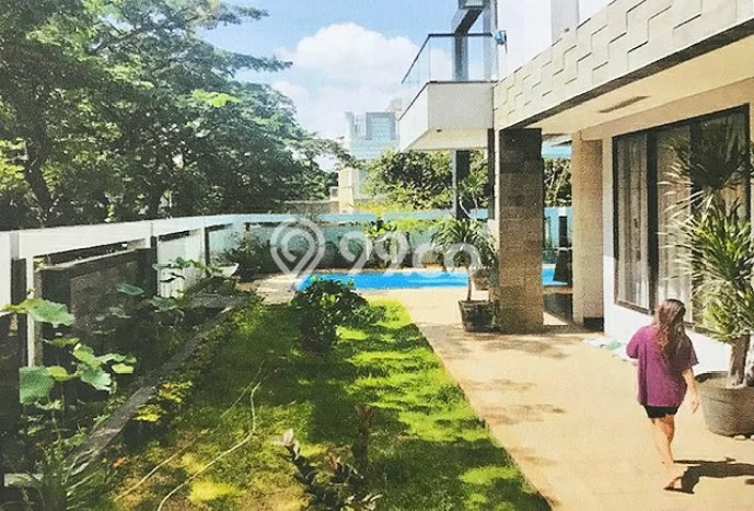 For Sale! Luxury House LT 920m2 Desain Elegan di Pantai Indah Kapuk For Sale! Luxury House LT 920m2 Desain Elegan di Pantai Indah Kapuk