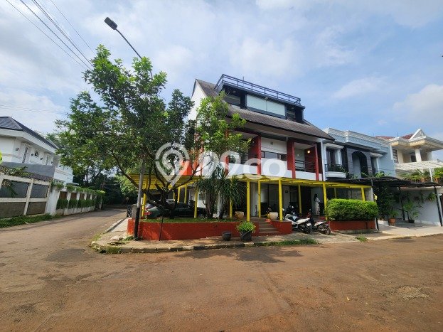Rumah Mewah LB 250m2 Siap Pakai Desain Elegan di Bintaro, Jakarta Selatan Rumah Mewah LB 250m2 Siap Pakai Desain Elegan di Bintaro, Jakarta Selatan