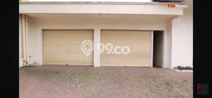 Rumah Mewah LB 1790m2 Siap Pakai Desain Elegan di Ampera, Jakarta Selatan Rumah Mewah LB 1790m2 Siap Pakai Desain Elegan di Ampera, Jakarta Selatan