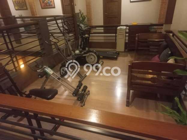 Rumah Elit Modern Siap Huni di Gandaria Jakarta Selatan Rumah Elit Modern Siap Huni di Gandaria Jakarta Selatan