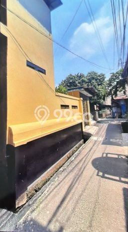 Jual Rumah Bagus Siap Huni LB 200m2 di Kebayoran Baru, Jakarta Selatan Jual Rumah Bagus Siap Huni LB 200m2 di Kebayoran Baru, Jakarta Selatan