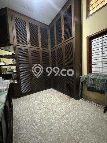 Jual Rumah Mewah Elegan Dengan View Cantik di Kelapa Dua, Jakarta Barat Jual Rumah Mewah Elegan Dengan View Cantik di Kelapa Dua, Jakarta Barat