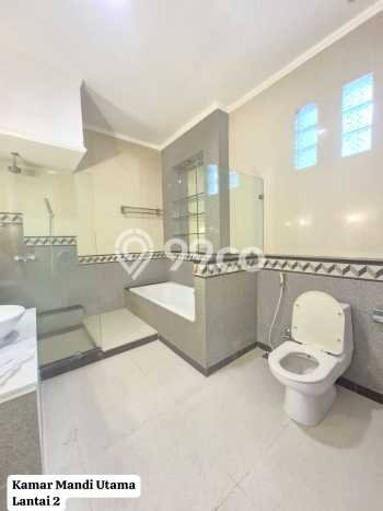 Rumah Luxury Modern Siap Huni di Sektor 8 - Bintaro Tangerang Selatan Rumah Luxury Modern Siap Huni di Sektor 8 - Bintaro Tangerang Selatan