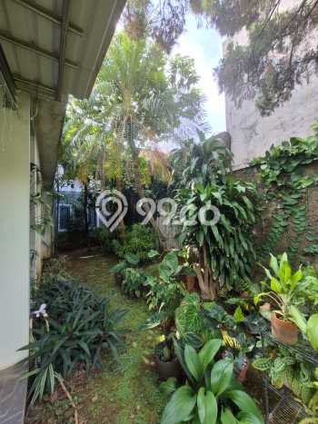 Dijual Rumah Luas Megah Dengan View Eksklusif di Sektor 1 - Bintaro, Jakarta Selatan Dijual Rumah Luas Megah Dengan View Eksklusif di Sektor 1 - Bintaro, Jakarta Selatan