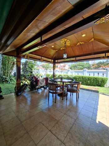 Rumah Elit Modern Tanpa Renovasi di Sektor 1 - Bintaro Jakarta Selatan Rumah Elit Modern Tanpa Renovasi di Sektor 1 - Bintaro Jakarta Selatan