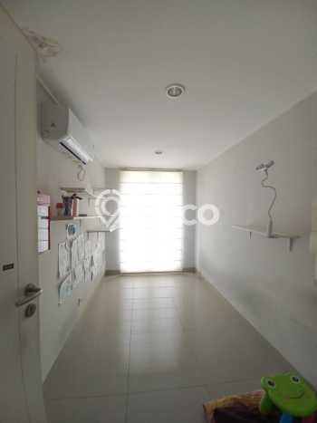 Rumah Luxury Modern Siap Huni di Sektor 7-Bintaro Tangerang Selatan Rumah Luxury Modern Siap Huni di Sektor 7-Bintaro Tangerang Selatan