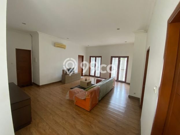 Dijual Rumah Luas Elegan Dengan View Eksklusif di Sektor 8 - Bintaro, Tangerang Selatan Dijual Rumah Luas Elegan Dengan View Eksklusif di Sektor 8 - Bintaro, Tangerang Selatan