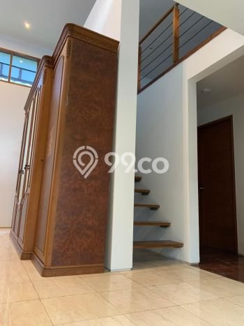 Jual Rumah Luas Elegan Dengan View Cantik di Sektor 8 - Bintaro, Tangerang Selatan Jual Rumah Luas Elegan Dengan View Cantik di Sektor 8 - Bintaro, Tangerang Selatan