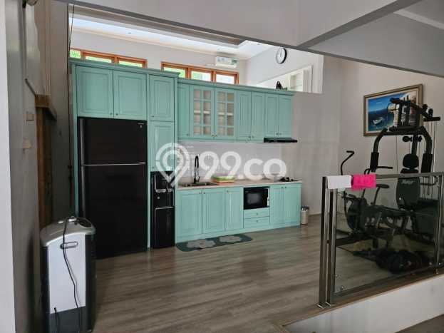 Hunian Mewah LB 173m2 Siap Pakai Desain Elegan di Sektor 8 - Bintaro, Tangerang Selatan Hunian Mewah LB 173m2 Siap Pakai Desain Elegan di Sektor 8 - Bintaro, Tangerang Selatan