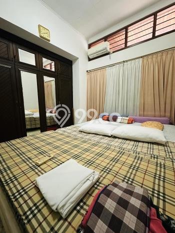 Jual Rumah Mewah Elegan Dengan View Cantik di Kelapa Dua, Jakarta Barat Jual Rumah Mewah Elegan Dengan View Cantik di Kelapa Dua, Jakarta Barat