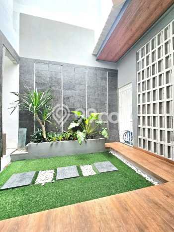 Rumah Luxury Modern Siap Huni di Sektor 9-Bintaro Tangerang Selatan Rumah Luxury Modern Siap Huni di Sektor 9-Bintaro Tangerang Selatan