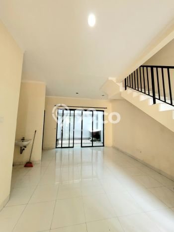 For Sale! Luxury House LT 105m2 Desain Modern di Sektor 9-Bintaro For Sale! Luxury House LT 105m2 Desain Modern di Sektor 9-Bintaro