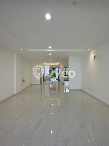 Rumah Mewah LB 180m2 Siap Huni Desain Elegan di Sektor 9-Bintaro, Tangerang Selatan Rumah Mewah LB 180m2 Siap Huni Desain Elegan di Sektor 9-Bintaro, Tangerang Selatan