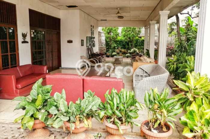 Rumah Nyaman 3 KT LT 1535m² di Kalibata, Jakarta Selatan Rumah Nyaman 3 KT LT 1535m² di Kalibata, Jakarta Selatan