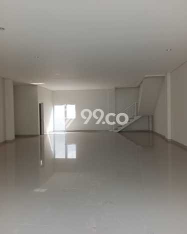 Ruko Area Bisnis di Ciputat, Luas 453m², Siap Usaha Ruko Area Bisnis di Ciputat, Luas 453m², Siap Usaha