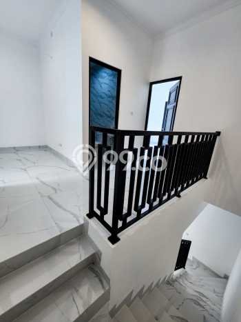Dijual Cepat Rumah 3 KT 3 KM di Kawasan Bisnis Graha Raya, Tangerang Selatan Dijual Cepat Rumah 3 KT 3 KM di Kawasan Bisnis Graha Raya, Tangerang Selatan