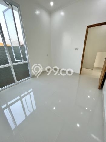 Rumah Strategis Serpong, Tangerang Selatan, Luas 79m² Bangunan 94m² Rumah Strategis Serpong, Tangerang Selatan, Luas 79m² Bangunan 94m²