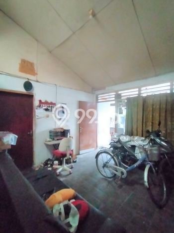 Hunian Mewah Dijual LT 326m2 di Kebayoran Lama, Jakarta Selatan Hunian Mewah Dijual LT 326m2 di Kebayoran Lama, Jakarta Selatan