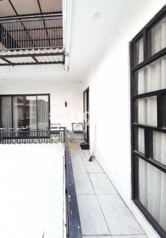 KESEMPATAN EMAS! Rumah area Pondok Pinang, Jakarta Selatan, Luas 182m² LB 310m² KESEMPATAN EMAS! Rumah area Pondok Pinang, Jakarta Selatan, Luas 182m² LB 310m²