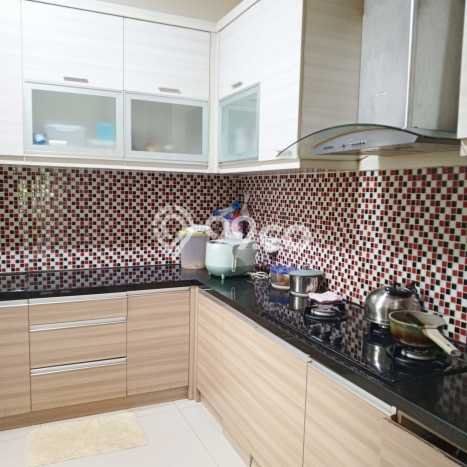 Rumah Modern di Serpong, Tangerang Selatan, LT 270m² Bangunan 271m² Rumah Modern di Serpong, Tangerang Selatan, LT 270m² Bangunan 271m²