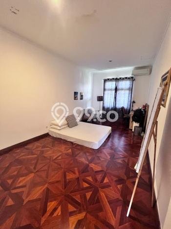 Rumah Terawat 4 KT 3 KM di Lokasi Strategis Bintaro, Tangerang Selatan Rumah Terawat 4 KT 3 KM di Lokasi Strategis Bintaro, Tangerang Selatan