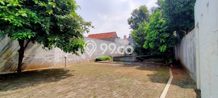 Lahan Dijual Lokasi Strategis di Jakarta Selatan dengan Luas 1020m2 Lahan Dijual Lokasi Strategis di Jakarta Selatan dengan Luas 1020m2