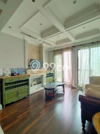 Rumah Mewah dengan 3 Kamar Tidur di Kawasan Elite Pasar Minggu, Jakarta Selatan Rumah Mewah dengan 3 Kamar Tidur di Kawasan Elite Pasar Minggu, Jakarta Selatan