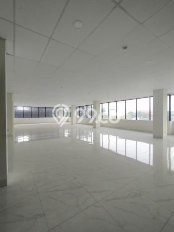 Dijual! Kantor di Pondok Pinang Jakarta Selatan LT 956m2 / LB 3980m2 Kawasan Bisnis Dijual! Kantor di Pondok Pinang Jakarta Selatan LT 956m2 / LB 3980m2 Kawasan Bisnis