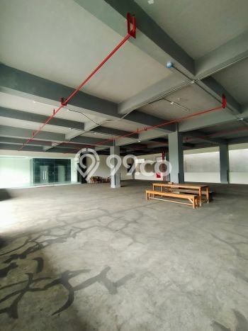 Dijual! Kantor di Pondok Pinang Jakarta Selatan LT 956m2 / LB 3980m2 Kawasan Bisnis Dijual! Kantor di Pondok Pinang Jakarta Selatan LT 956m2 / LB 3980m2 Kawasan Bisnis