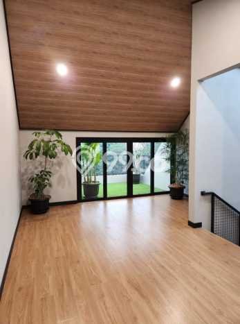 PROMO SPESIAL! Rumah Ready Stock lokasi BSD, Tangerang, Luas 256m² Bangunan 350m² PROMO SPESIAL! Rumah Ready Stock lokasi BSD, Tangerang, Luas 256m² Bangunan 350m²