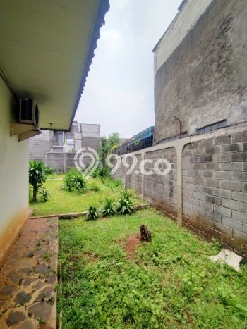 Rumah Mewah LB 250m2 Siap Pakai Desain Elegan di Condet, Jakarta Timur Rumah Mewah LB 250m2 Siap Pakai Desain Elegan di Condet, Jakarta Timur