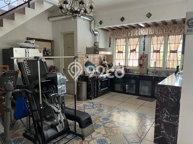 Hot Offer Hunian Premium Ideal dan Luas di Ciputat Timur, Tangerang Selatan Hot Offer Hunian Premium Ideal dan Luas di Ciputat Timur, Tangerang Selatan