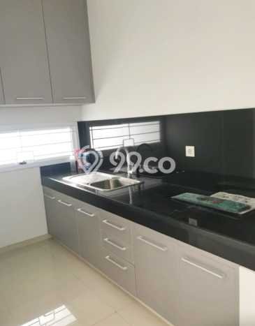 Rumah di Bintaro, Dekat Tol, 3 KT, LT 90m² Bangunan 115m² Rumah di Bintaro, Dekat Tol, 3 KT, LT 90m² Bangunan 115m²