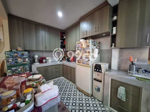 Rumah Asri LB 110m² View Gunung di Bintaro, Tangerang Selatan Rumah Asri LB 110m² View Gunung di Bintaro, Tangerang Selatan