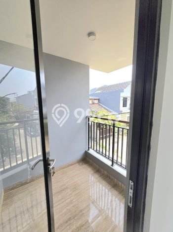 Rumah Premium 3 KT 1 KM di Kompleks Cluster Graha Raya, Tangerang Rumah Premium 3 KT 1 KM di Kompleks Cluster Graha Raya, Tangerang
