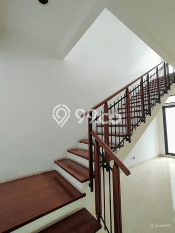Jual Rumah Luas Elegan Dengan View Eksklusif di Ragunan, Jakarta Selatan Jual Rumah Luas Elegan Dengan View Eksklusif di Ragunan, Jakarta Selatan