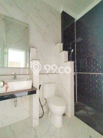 Rumah Mewah Siap Huni LT 102m2 di Jagakarsa, Jakarta Selatan Rumah Mewah Siap Huni LT 102m2 di Jagakarsa, Jakarta Selatan