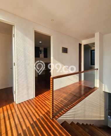 For Sale! Premium House LT 150m2 Desain Modern di Veteran For Sale! Premium House LT 150m2 Desain Modern di Veteran
