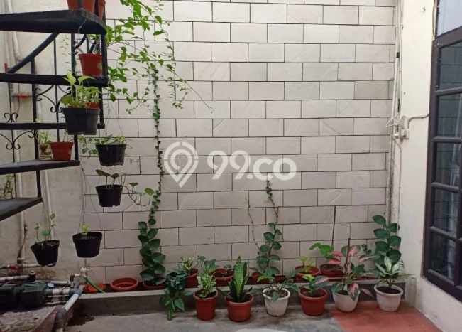 Jual Rumah Bagus Siap Huni LB 200m2 di Pesanggrahan, Jakarta Selatan Jual Rumah Bagus Siap Huni LB 200m2 di Pesanggrahan, Jakarta Selatan