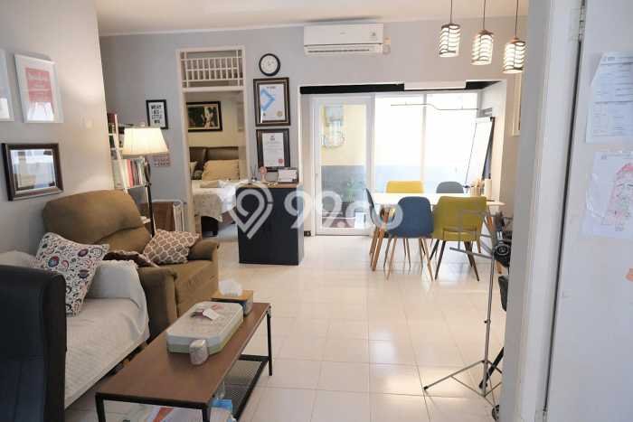 DIJUAL CEPAT! Rumah Modern di Bintaro, Tangerang Selatan, LT 120m² Bangunan 100m² BISA KPR! DIJUAL CEPAT! Rumah Modern di Bintaro, Tangerang Selatan, LT 120m² Bangunan 100m² BISA KPR!