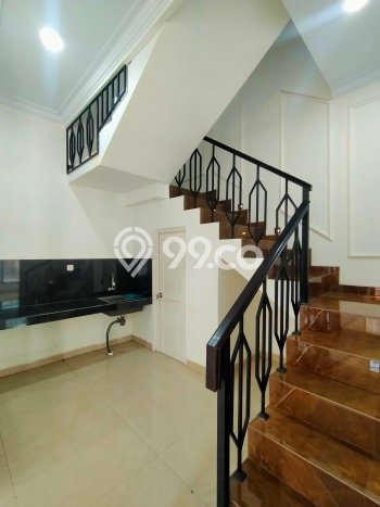 Rumah Eksklusif Dijual LT 100m2 di Jagakarsa, Jakarta Selatan Rumah Eksklusif Dijual LT 100m2 di Jagakarsa, Jakarta Selatan