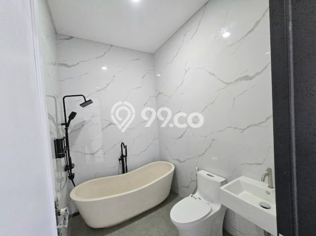 Ready to Use! Premium House LT 156m2 Desain Modern di Bintaro Ready to Use! Premium House LT 156m2 Desain Modern di Bintaro