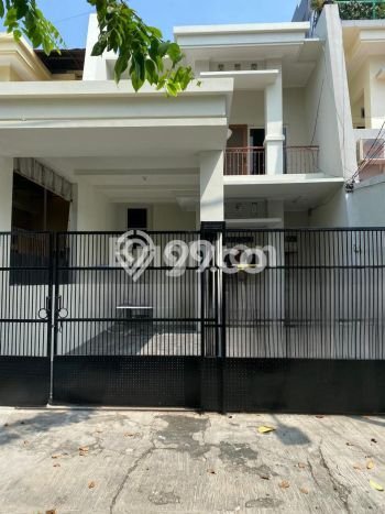 Siap Huni Hunian Elit 3 Kamar di Kebon Jeruk Dekat ke Mana Saja Siap Huni Hunian Elit 3 Kamar di Kebon Jeruk Dekat ke Mana Saja