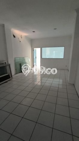 LOKASI STRATEGIS! Ruko di Cideng, Luas 350m², Area Berkembang, Ready Operasional LOKASI STRATEGIS! Ruko di Cideng, Luas 350m², Area Berkembang, Ready Operasional