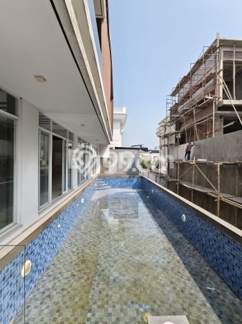 Dijual Rumah Luas Elegan Dengan View Cantik di Pantai Indah Kapuk, Jakarta Utara Dijual Rumah Luas Elegan Dengan View Cantik di Pantai Indah Kapuk, Jakarta Utara