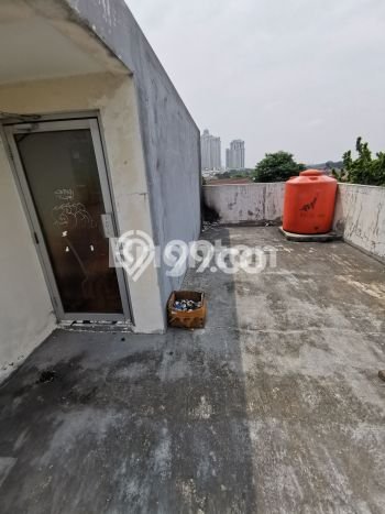 Ruko Area Strategis di Kebon Jeruk, Luas 300m², Disewakan Ruko Area Strategis di Kebon Jeruk, Luas 300m², Disewakan