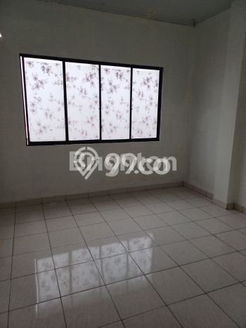 AREA KOMERSIAL! Ruko Disewakan di Jelambar, Luas 100m², Akses Strategis, Siap Bisnis AREA KOMERSIAL! Ruko Disewakan di Jelambar, Luas 100m², Akses Strategis, Siap Bisnis